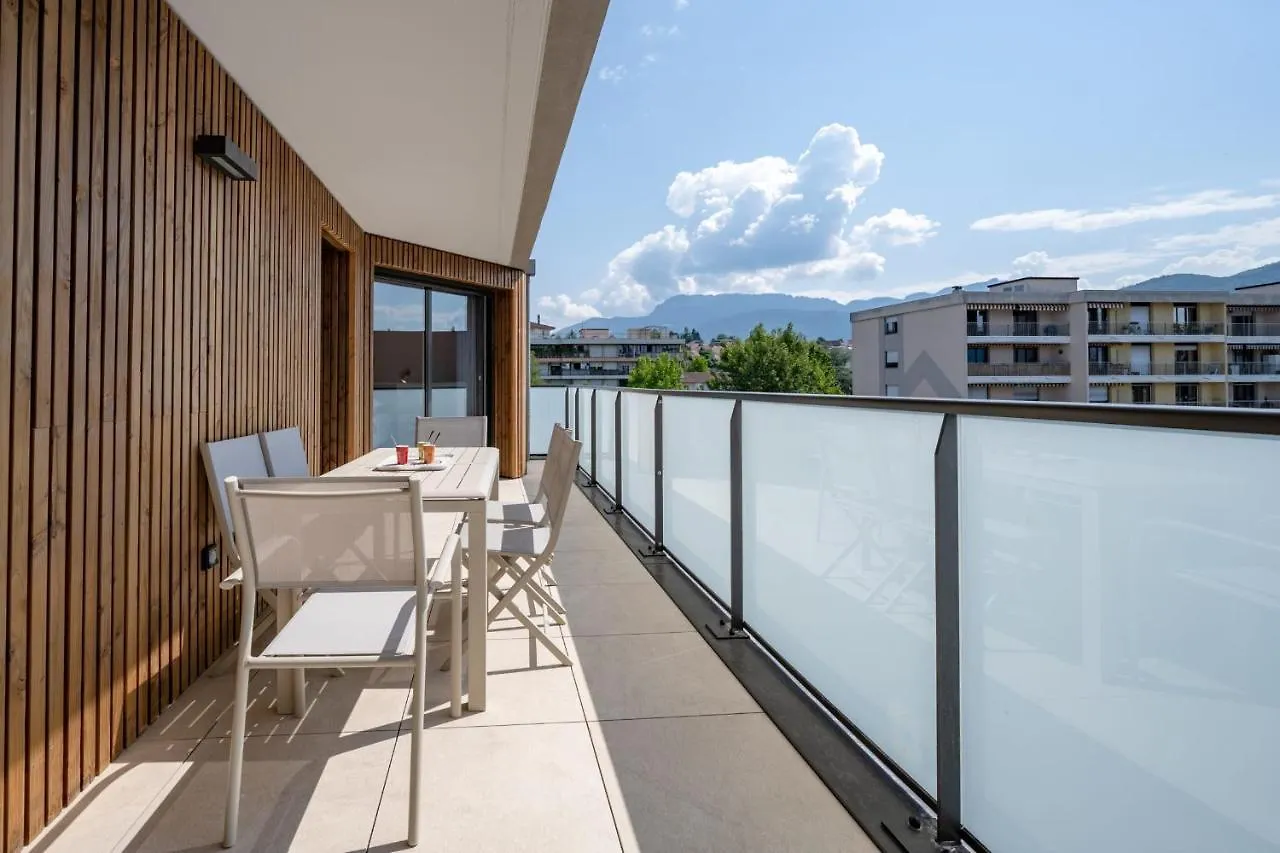 Le Luminance - Appartement D'Exception Dans Un Quartier Calme Annecy 0*,  France